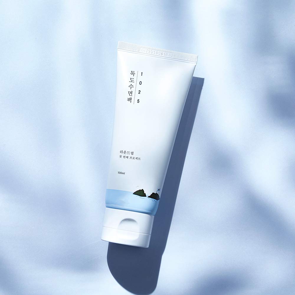 Revitalisez votre peau grâce à ROUND LAB 1025 Dokdo Sleeping Pack